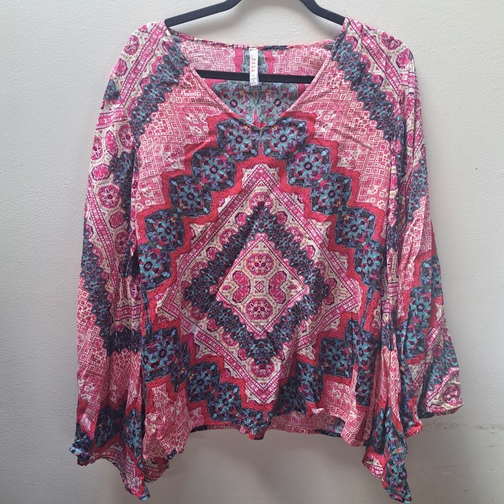 Raga Womens Red Pink Geometric Medallion Bell Sleeve V-Neck Boho Blouse Small